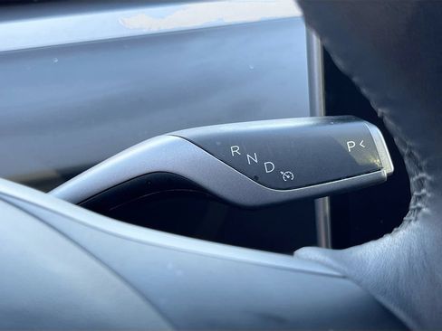 Used 2023 Tesla Model 3 Standard Range RWD image 16
