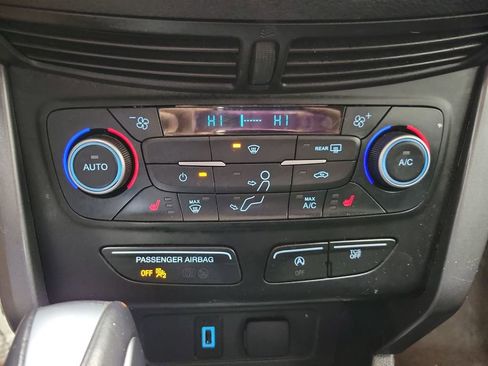 Used 2019 Ford Escape SEL AWD/4WD image 41