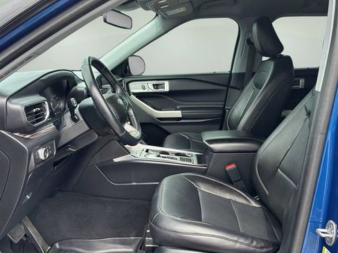 Used 2022 Ford Explorer Limited RWD image 17