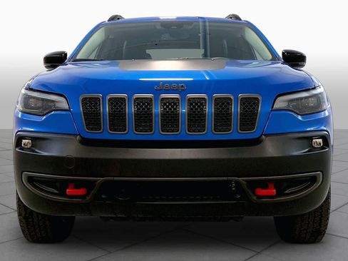 Used 2022 Jeep Cherokee Trailhawk w/ Premium Leather Package AWD/4WD image 3