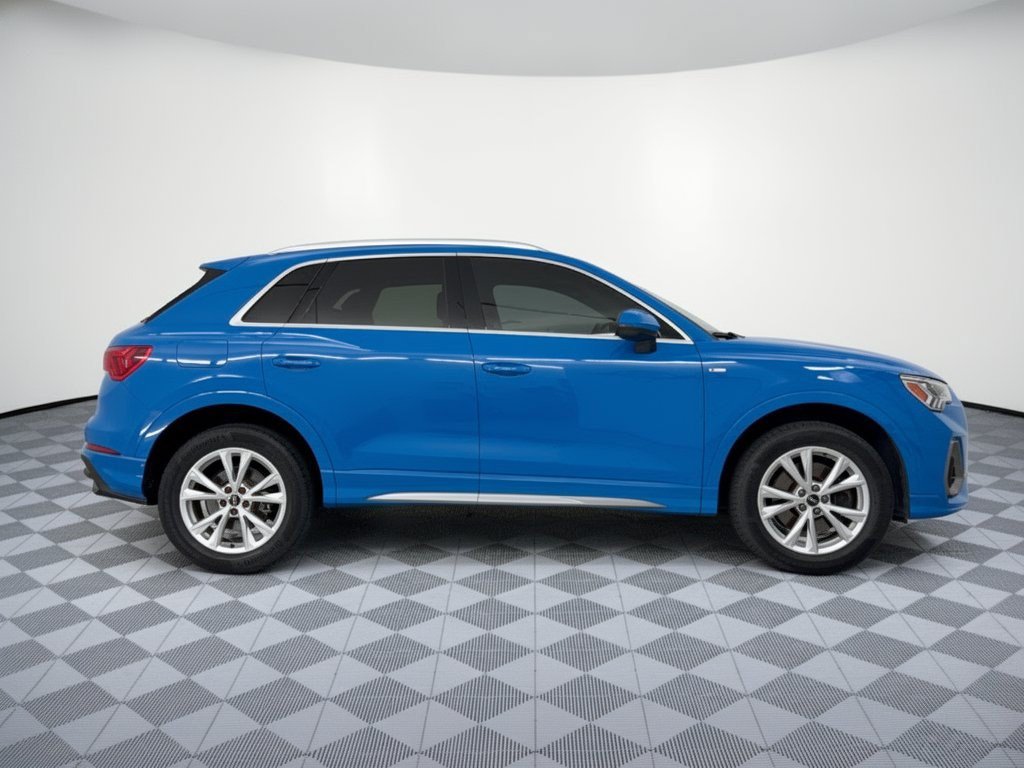 Used 2023 Audi Q3 2.0T Premium w/ Convenience Package AWD/4WD image 8