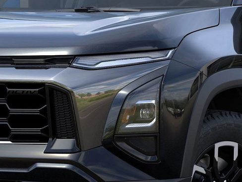 New 2026 Chevrolet Equinox ACTIV FWD image 10