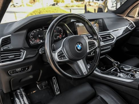 Used 2021 BMW X5 M50i image 13
