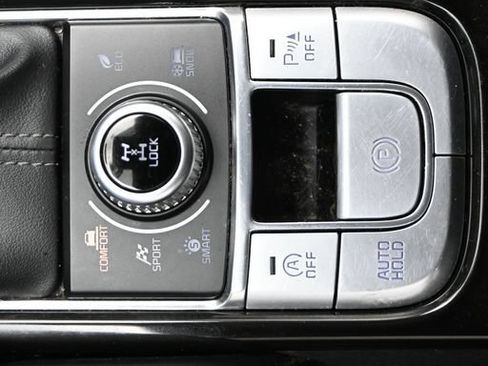 Used 2020 Kia Telluride LX AWD/4WD image 22