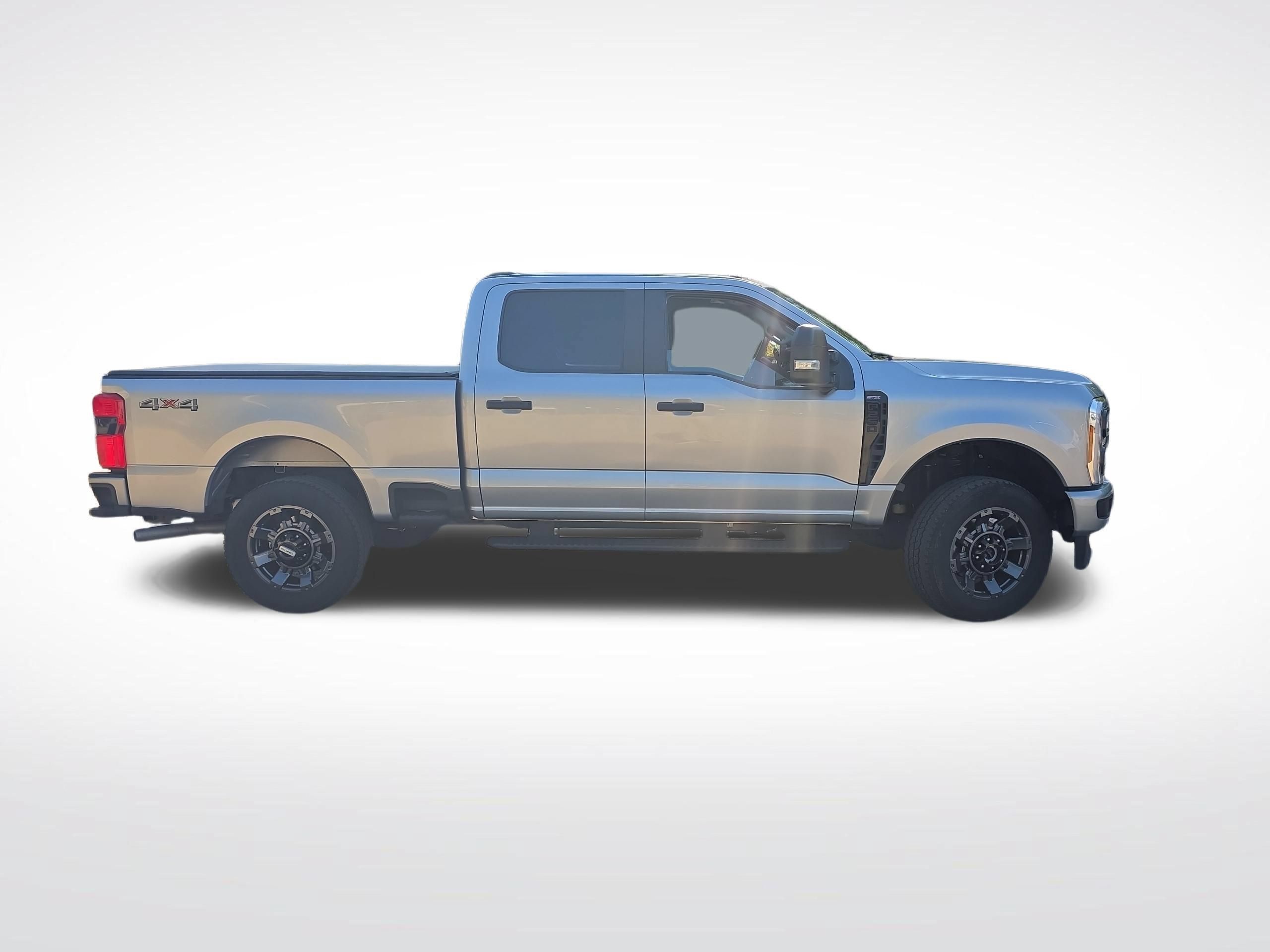 Used 2024 Ford F250 XL w/ STX Appearance Package AWD/4WD image 4