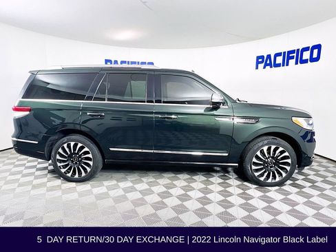 Used 2022 Lincoln Navigator Black Label image 9