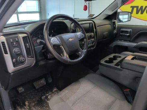 Used 2018 Chevrolet Silverado 1500 LT w/ All Star Edition image 9