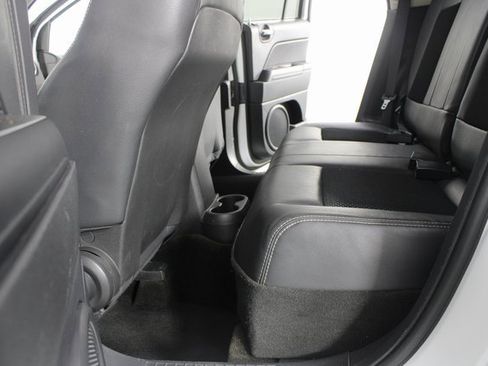 Used 2014 Jeep Compass Sport w/ Power Value Group image 14