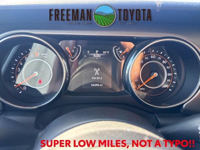 Used 2019 Jeep Wrangler Sport AWD/4WD image 8