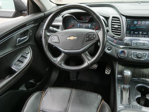 Used 2018 Chevrolet Impala Premier FWD image 9