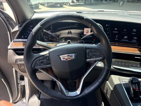 Used 2024 Cadillac Escalade Premium Luxury w/ Performance Package AWD/4WD image 21