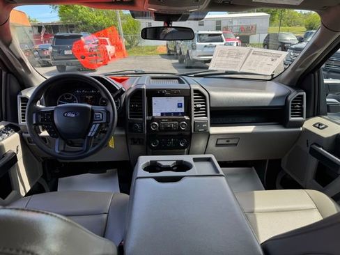 Used 2022 Ford F350 XL w/ Power Equipment Group AWD/4WD image 8