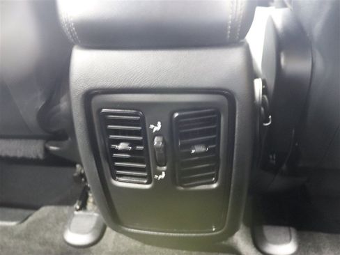 Used 2022 Dodge Durango GT AWD/4WD image 25