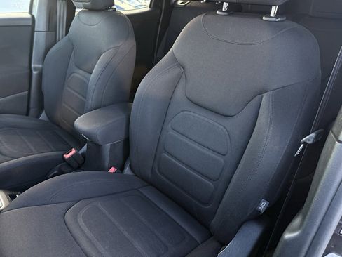 Used 2019 Jeep Renegade Latitude w/ Safety & Security Group II image 23