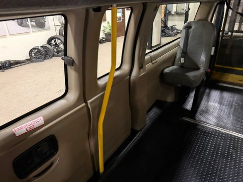 Used 2014 Chevrolet Express 3500 LT w/ LT Preferred Equipment Group RWD image 47