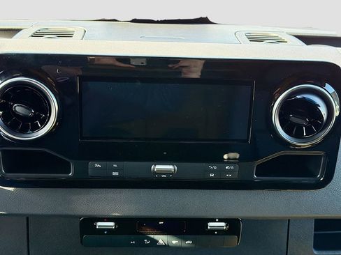 New 2026 Mercedes-Benz Sprinter 2500 image 14