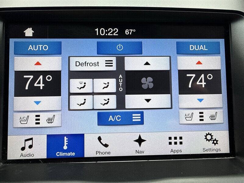 Used 2016 Ford Taurus Limited FWD image 29