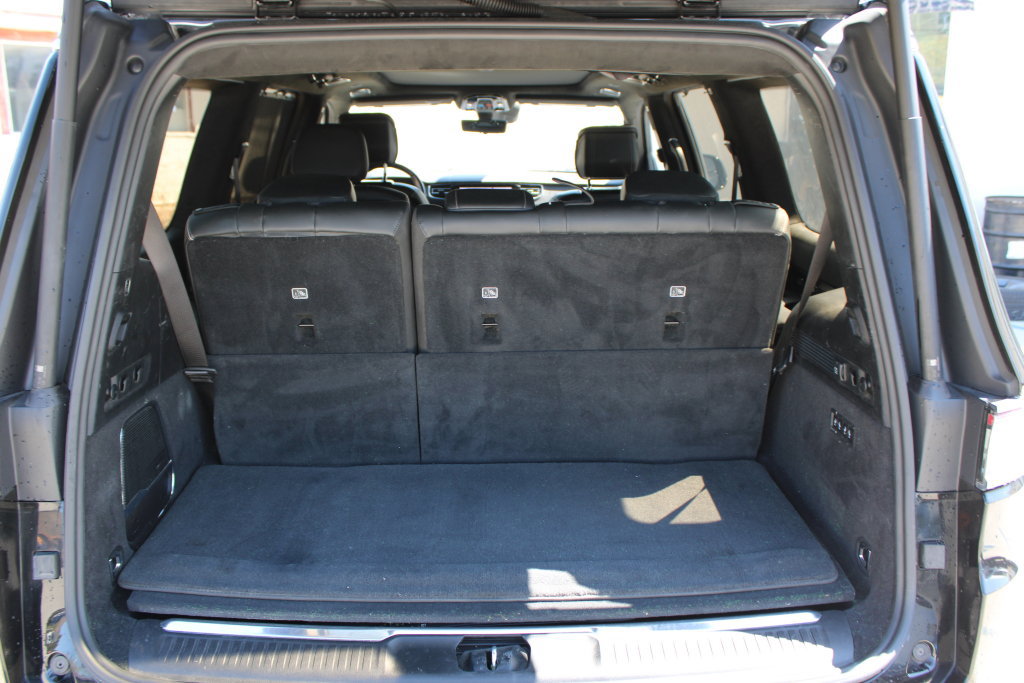 Used 2022 Jeep Grand Wagoneer Series II w/ Premium Group II AWD/4WD image 11