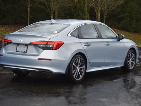 Used 2023 Honda Civic Touring image 8