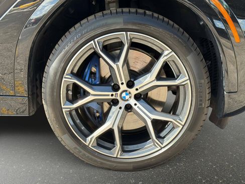Used 2026 BMW X6 M60i image 11