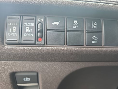 Used 2020 Honda Odyssey EX-L image 25