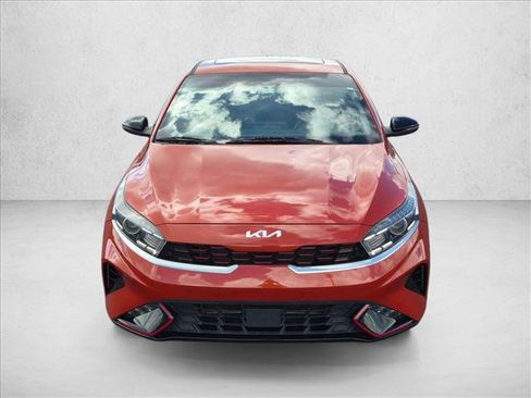 Used 2022 Kia Forte GT-Line w/ GT-Line Premium Package FWD image 2