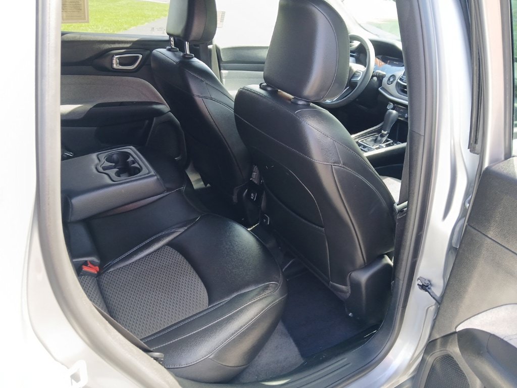Certified 2024 Jeep Compass Latitude AWD/4WD image 30