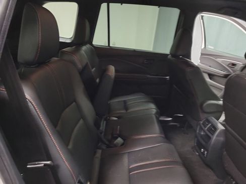 Used 2023 Honda Passport TrailSport image 21
