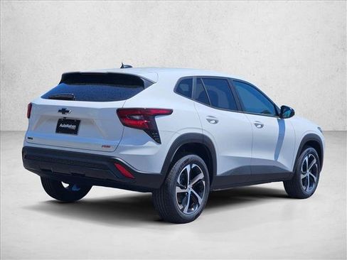 New 2026 Chevrolet Trax RS FWD image 2