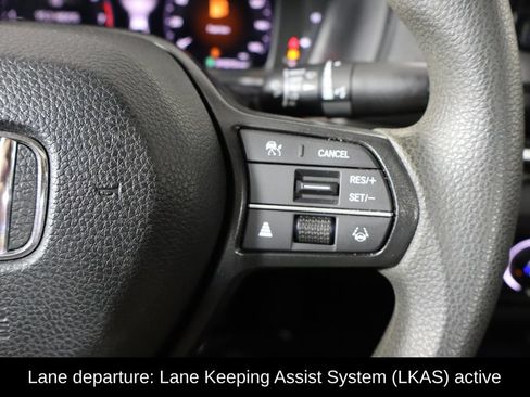 Used 2023 Honda Accord EX image 10