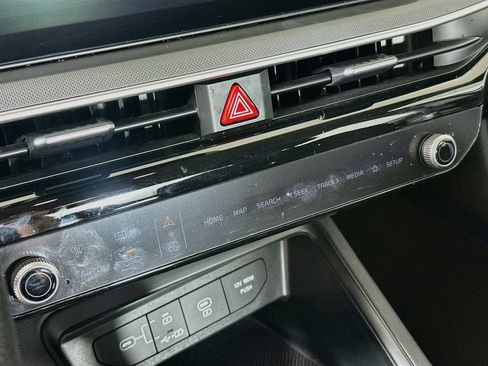 Used 2025 Kia K5 LXS FWD image 23