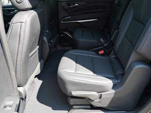 New 2026 Chevrolet Traverse LT w/ Enhanced Driving Package image 25