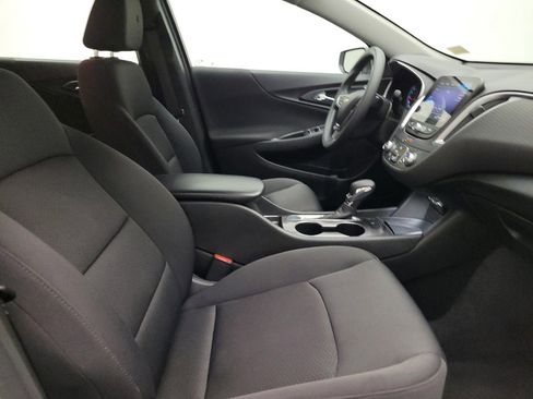 Used 2021 Chevrolet Malibu LS FWD image 21