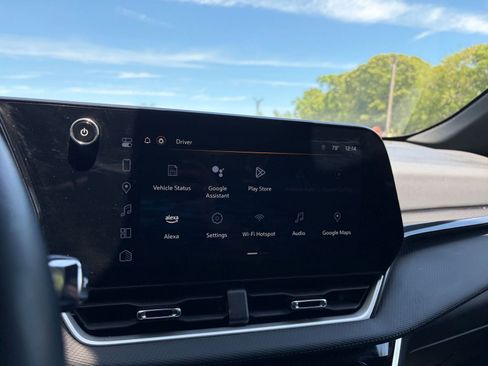 Used 2025 Chevrolet Equinox LT FWD image 20