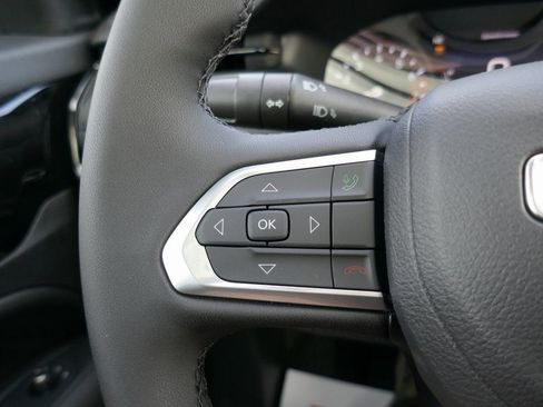 New 2026 Jeep Compass Latitude w/ Sun and Sound Group AWD/4WD image 16