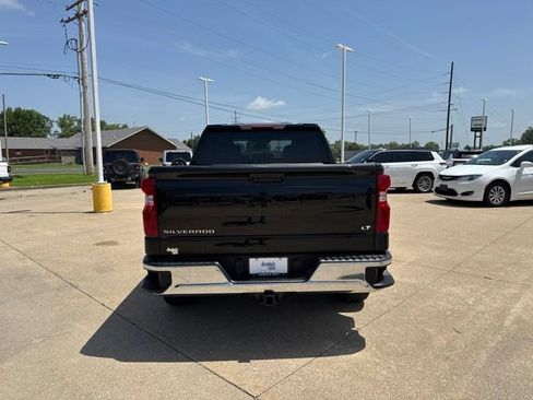 Used 2023 Chevrolet Silverado 1500 LT AWD/4WD image 6