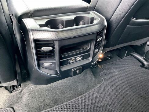 Used 2024 RAM 1500 Laramie AWD/4WD image 25