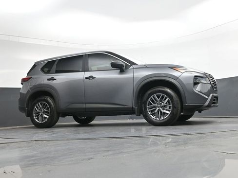 Certified 2026 Nissan Rogue S FWD image 39