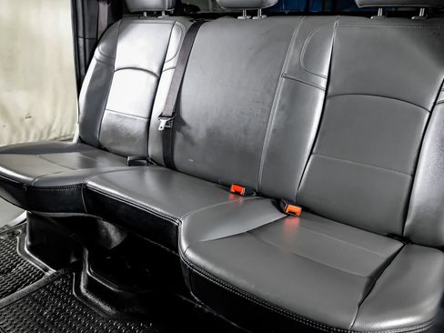 Used 2022 RAM 2500 Tradesman w/ Chrome Appearance Group AWD/4WD image 29