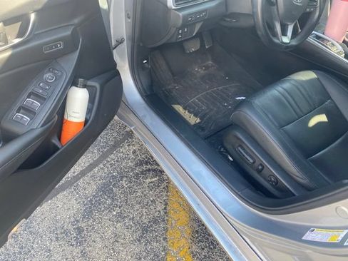 Used 2022 Honda Accord Touring image 10