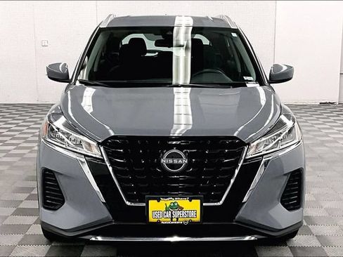 Used 2023 Nissan Kicks SV FWD image 4