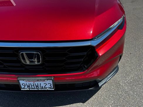 Used 2025 Honda CR-V EX image 5