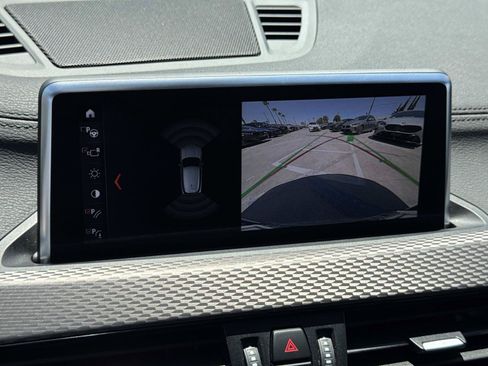Used 2023 BMW X2 sDrive28i w/ M Sport Package FWD image 19