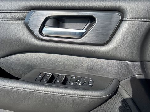 New 2026 Nissan Armada SV image 14