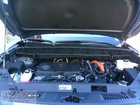 Used 2023 Toyota Highlander Limited image 7