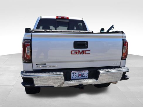 Used 2017 GMC Sierra 1500 SLT w/ SLT Premium Package AWD/4WD image 8