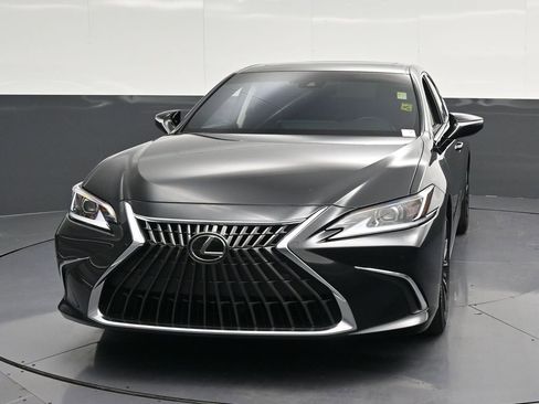 Used 2025 Lexus ES 300h w/ Premium Package FWD image 6