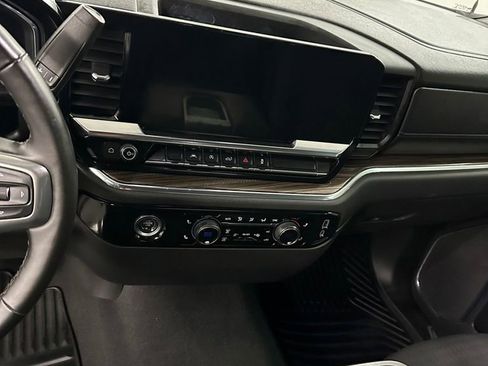 Used 2023 Chevrolet Silverado 1500 LT image 16