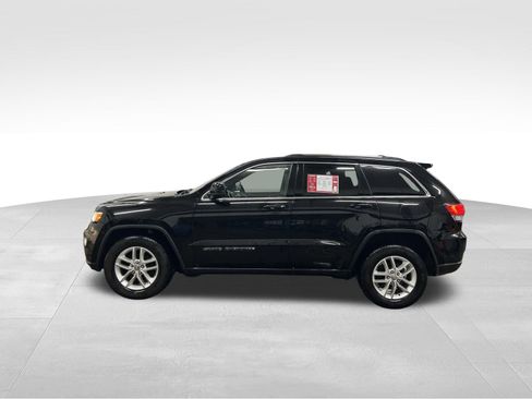 Used 2017 Jeep Grand Cherokee Laredo w/ Quick Order Package 23E AWD/4WD image 2