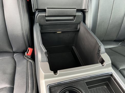 Used 2022 Ford F350 Lariat w/ Lariat Ultimate Package image 23